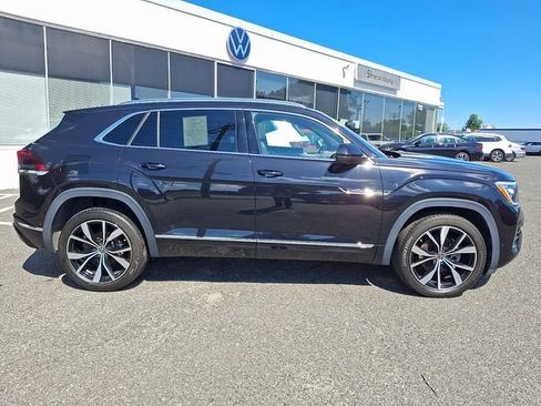 Used 2024 Volkswagen Atlas Cross Sport SEL Premium R-Line AWD/4WD image 7