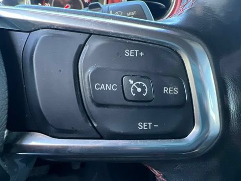 Used 2019 Jeep Wrangler Unlimited Rubicon AWD/4WD image 28