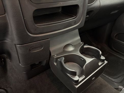 Used 2005 Dodge Ram 3500 Truck SLT w/ Quad Cab Big Horn Value Group image 30