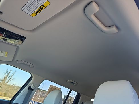 Used 2025 Hyundai Santa Fe SEL image 28