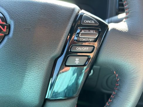 Used 2024 Nissan Frontier Pro-X w/ Technology Package image 23