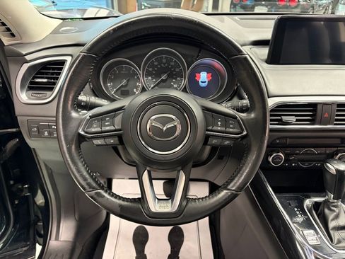 Used 2018 MAZDA CX-9 Touring w/ Touring Premium Package image 14