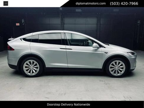 Used 2016 Tesla Model X P90D AWD/4WD image 8