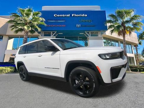 New 2026 Jeep Grand Cherokee L Limited w/ Limited Altitude Package image 2