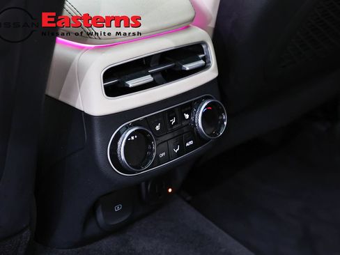Used 2022 Genesis GV70 3.5T Sport w/ Sport Prestige Package AWD/4WD image 24