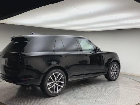 New 2026 Land Rover Range Rover SE AWD/4WD image 2