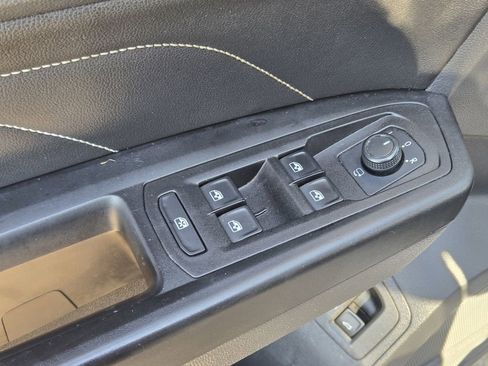 Used 2021 Volkswagen Atlas SEL Premium image 28