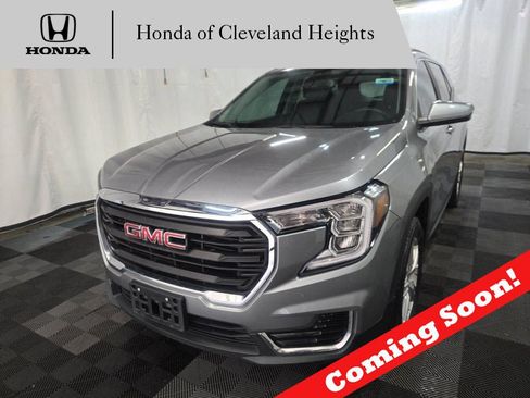 Used 2024 GMC Terrain SLE w/ Driver Convenience Package AWD/4WD image 1
