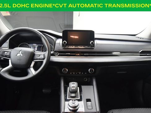 Used 2024 Mitsubishi Outlander ES FWD image 4