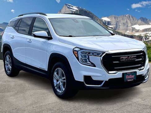 Used 2023 GMC Terrain SLE w/ Driver Convenience Package AWD/4WD image 12