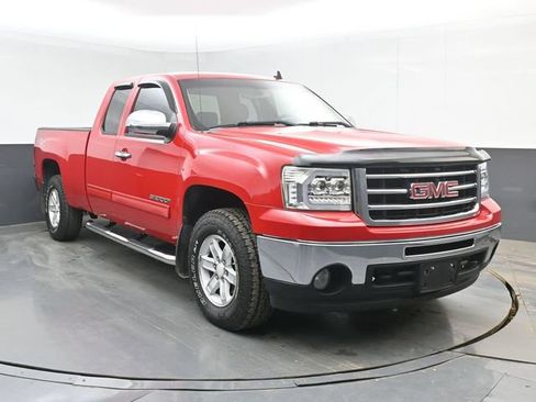 Used 2012 GMC Sierra 1500 SLE w/ Power Tech Package AWD/4WD image 2