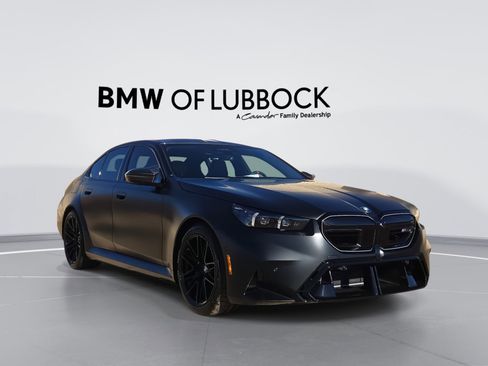 New 2026 BMW M5 w/ Carbon Package image 1