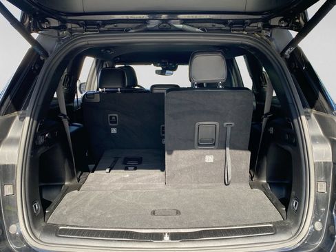 Used 2023 Jeep Grand Cherokee L Laredo RWD image 26