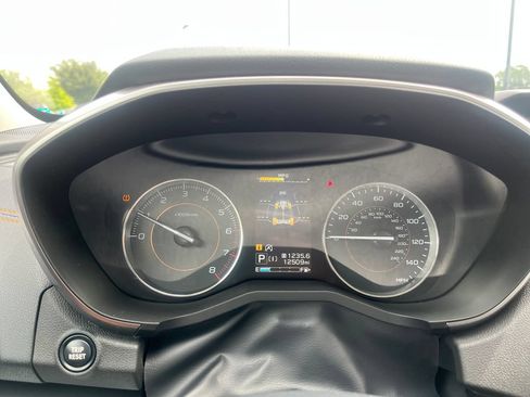 Used 2021 Subaru Crosstrek 2.5i Limited w/ Moonroof Package 2 AWD/4WD image 16