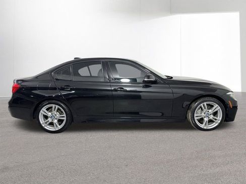 Used 2017 BMW 330i xDrive Sedan image 35