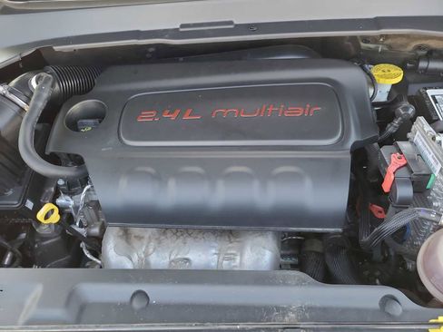 Used 2022 Jeep Compass Limited image 17