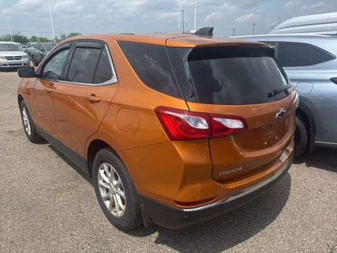 Used 2018 Chevrolet Equinox LT AWD/4WD image 24