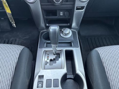 Used 2017 Toyota 4Runner image 26