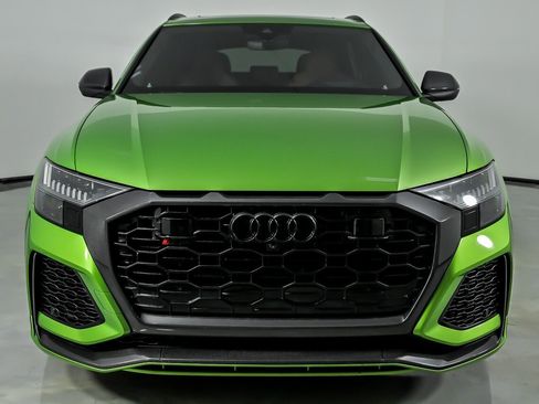 Used 2021 Audi RS Q8 w/ Carbon Optic Package AWD/4WD image 4