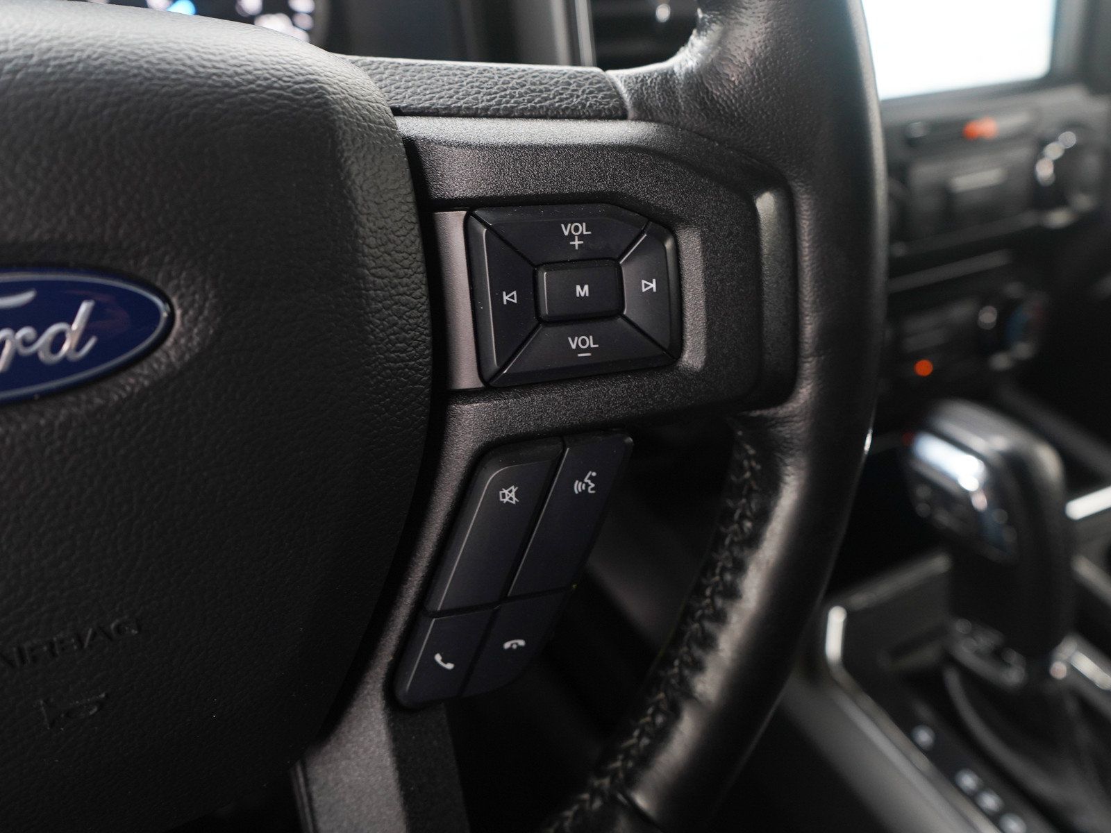 Used 2018 Ford F150 XLT w/ Equipment Group 302A Luxury AWD/4WD image 27