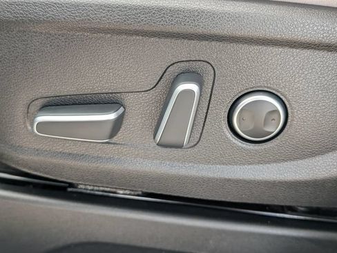 Used 2025 Hyundai Palisade SEL FWD image 13