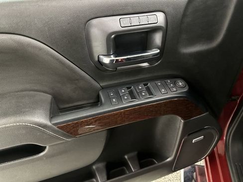 Used 2018 GMC Sierra 1500 SLT w/ SLT Premium Package AWD/4WD image 11