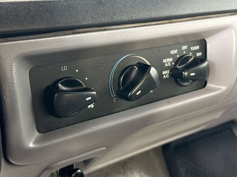 Used 1997 Ford F250 4x4 SuperCab Heavy Duty image 14