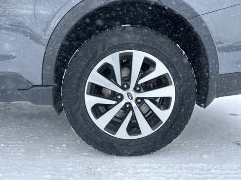 Used 2021 Subaru Outback Premium image 23