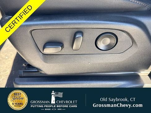 Used 2024 Chevrolet Tahoe LT AWD/4WD image 11