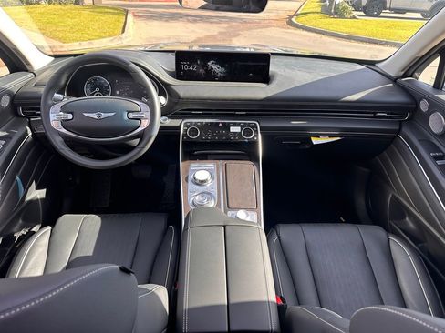 Used 2024 Genesis GV80 3.5T w/ Advanced Package image 38