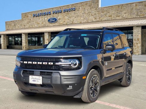 New 2025 Ford Bronco Sport Outer Banks w/ Outer Banks Tech Package+ image 2