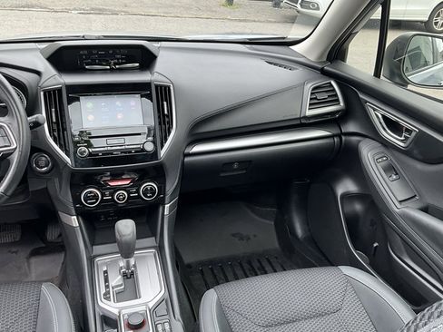Certified 2022 Subaru Forester Premium image 24