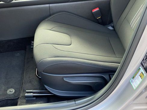 New 2026 Hyundai Elantra SEL Sport Premium FWD image 11