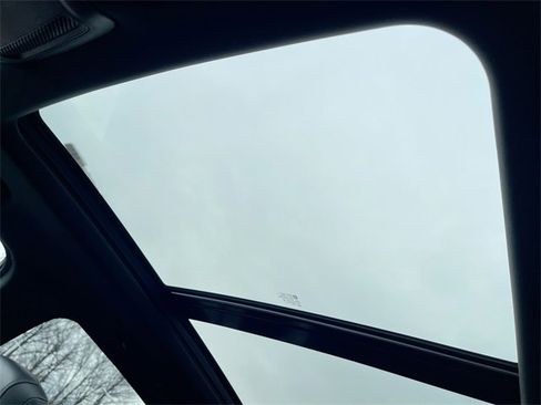 Used 2021 Cadillac XT6 Premium Luxury image 18