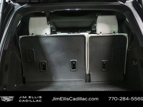 Certified 2026 Cadillac Escalade Platinum Sport w/ LPO, ONYX Package AWD/4WD image 28
