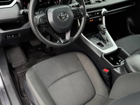 Used 2024 Toyota RAV4 LE AWD/4WD image 27