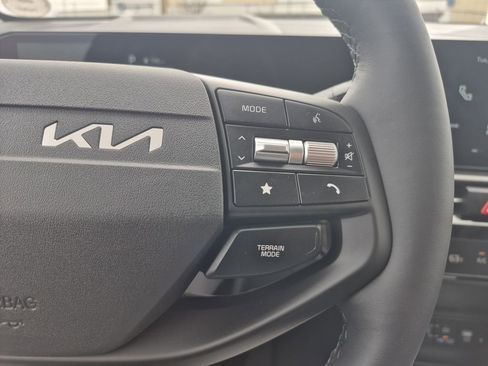 New 2026 Kia Sportage EX AWD/4WD image 17
