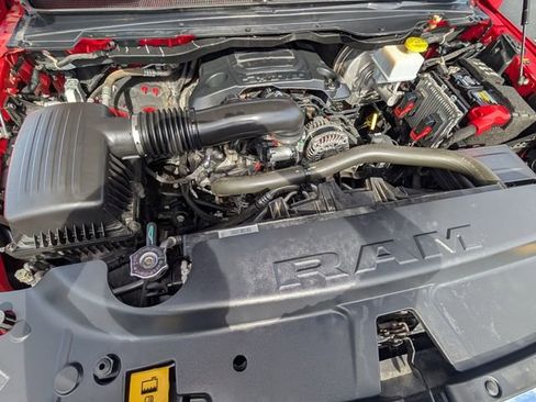Used 2022 RAM 1500 Big Horn AWD/4WD image 21