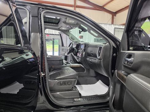 Used 2020 GMC Sierra 2500 Denali w/ Denali Ultimate Package AWD/4WD image 19