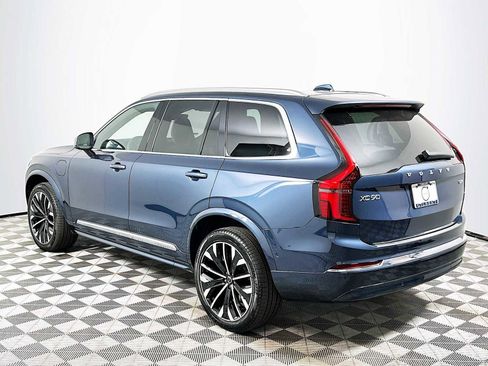 New 2026 Volvo XC90 T8 Plus image 5