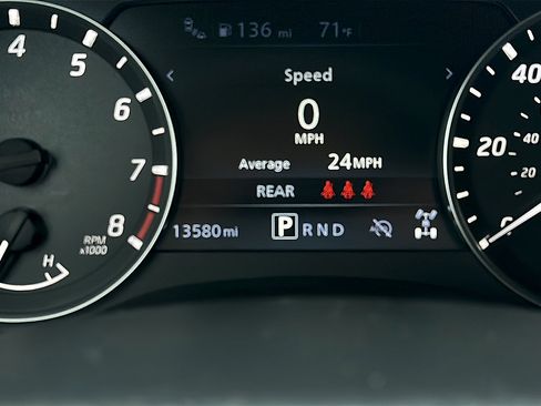 Used 2024 Nissan Frontier SL w/ Technology Package AWD/4WD image 16