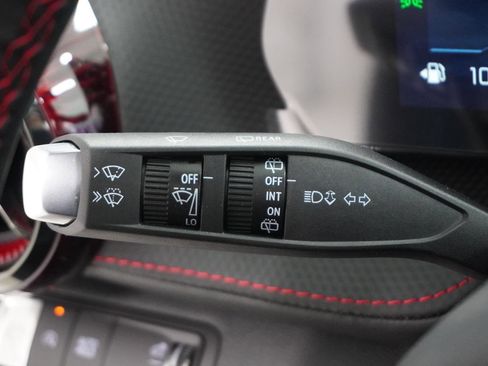 New 2026 Chevrolet Equinox RS w/ Convenience Package III FWD image 23