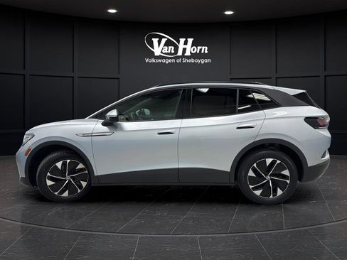 Used 2022 Volkswagen ID.4 Pro S image 4