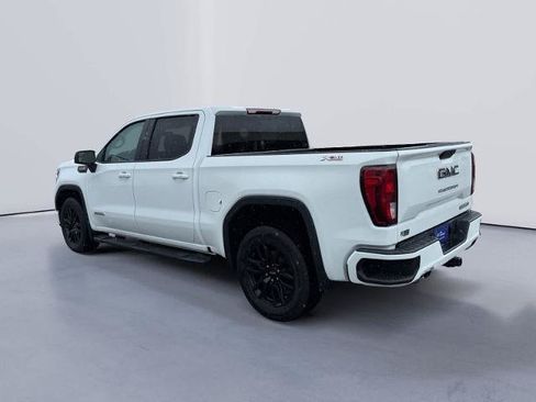 Used 2021 GMC Sierra 1500 Elevation w/ LPO, Elevation Black Package AWD/4WD image 3