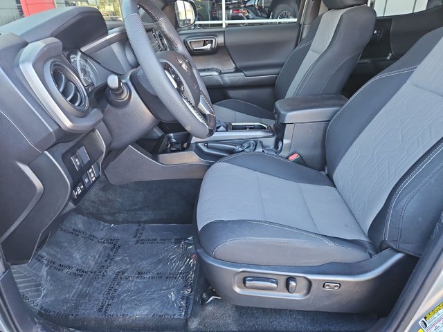 Used 2023 Toyota Tacoma TRD Sport AWD/4WD image 20