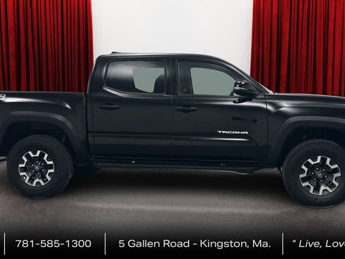 Certified 2023 Toyota Tacoma TRD Off-Road image 4