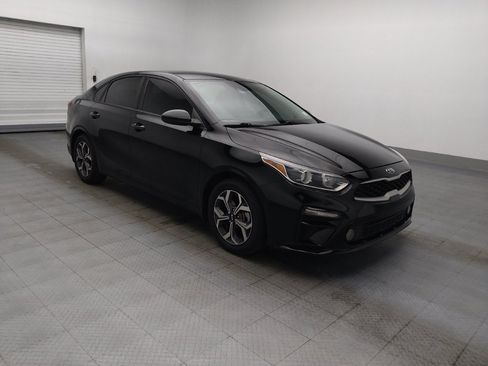 Used 2019 Kia Forte LXS FWD image 11