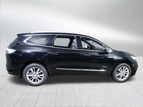 Used 2024 Buick Enclave Avenir w/ Avenir Technology Package AWD/4WD image 8