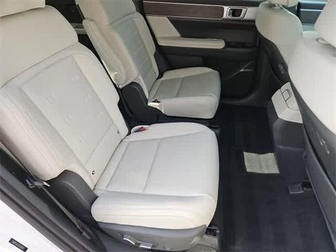 Certified 2025 Hyundai Santa Fe Calligraphy image 21