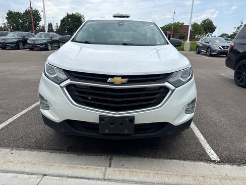 Used 2020 Chevrolet Equinox LS w/ LPO, Floor Liner Package AWD/4WD image 2